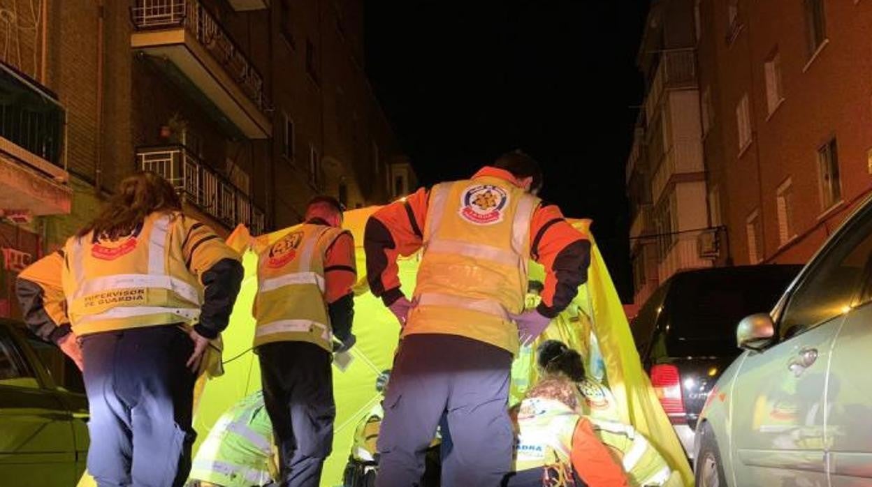 Herido grave un nigeriano de una cuchillada durante una reyerta en Vallecas