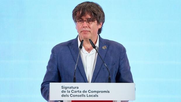 Puigdemont insta a continuar «la lucha» y ERC critica a quienes buscan «reventar» el diálogo