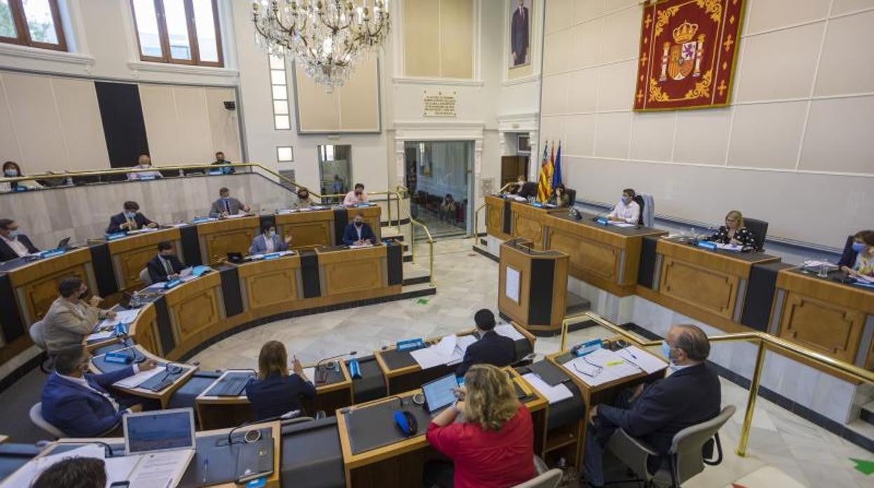 Pleno de la Diputación de Alicante