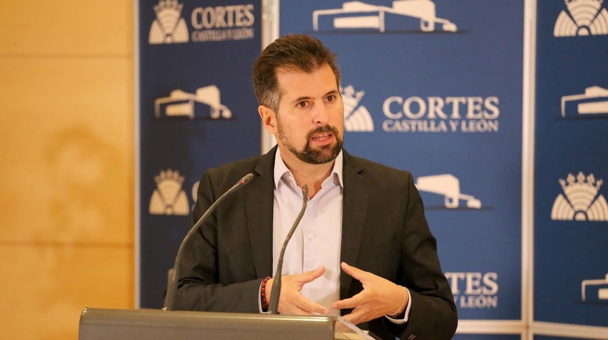 El secretario general del PSOE de Castilla y León y portavoz en las Cortes, Luis Tudanca