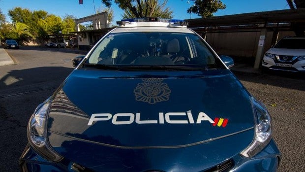 La Policía desaloja el Centro Cívico de Oviedo por una falsa amenaza de bomba