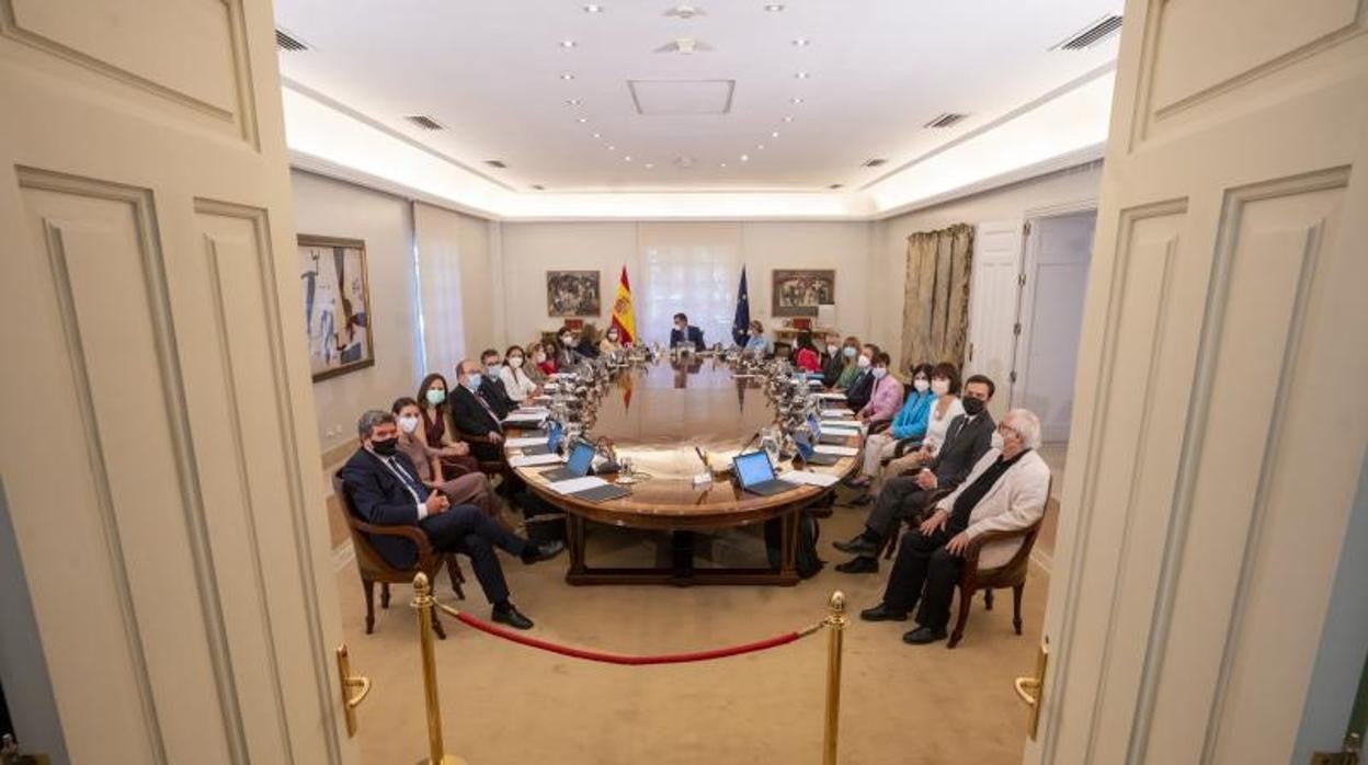 El Consejo de Ministros, reunido en La Moncloa