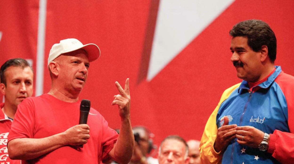 Nicolás Maduro y El Pollo Carvajal en 2014, durante un congreso del Partido Socialista de Venezuela