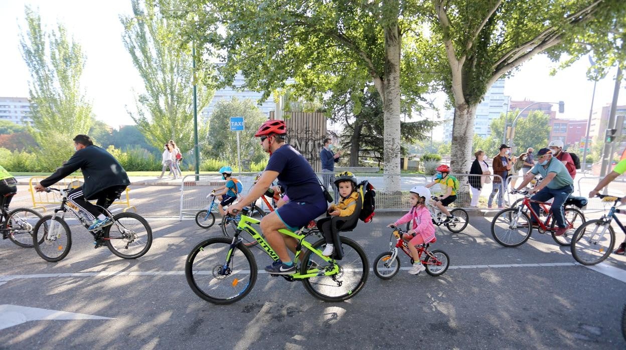 Celebración del Día de la Bici en Valladolid