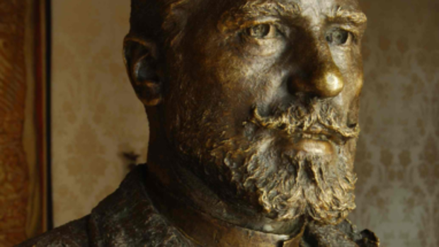 Pamplona pide a Gobierno de Navarra la devolución del busto del tenor Julián Gayarre