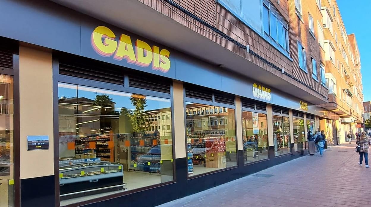 Supermercado Gadis de la Avenida de Segovia de Valladolid.