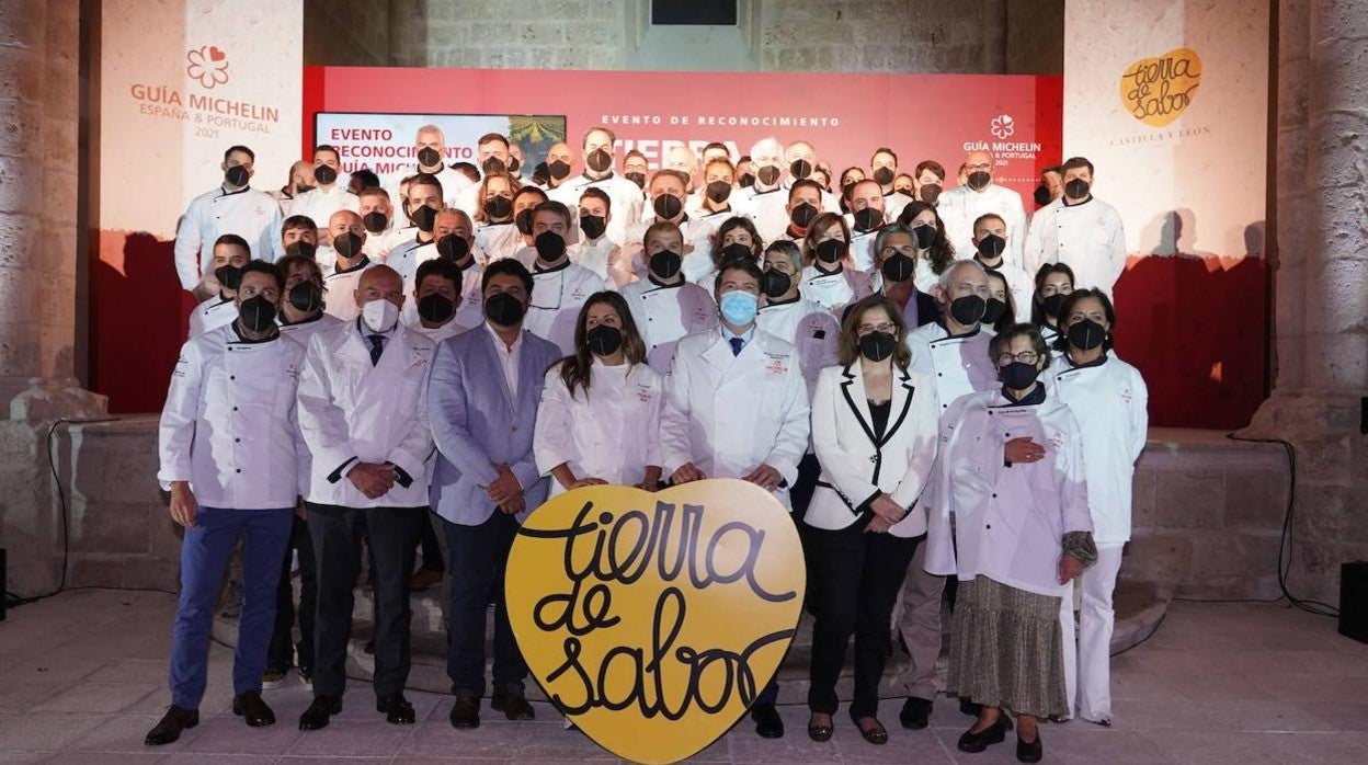 Alfonso Fernández Mañueco, participa en el reconocimiento a los restaurantes de la Comunidad incluidos en la Guía Michelin