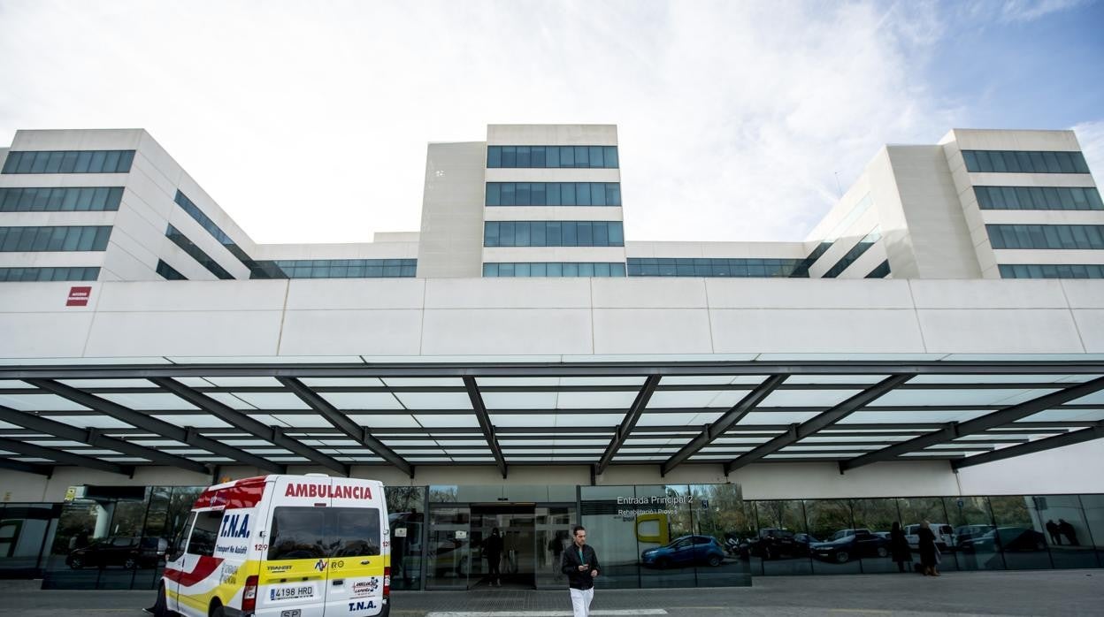 Imagen de archivo tomada en la entrada del Hospital La Fe de Valencia