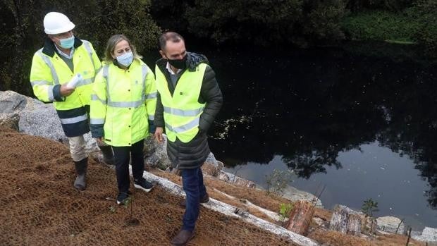 La Xunta insiste en los beneficios de la ley del agua para los concellos ante los «errores de bulto» de la Fegamp