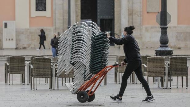 Cuándo acaban las restricciones al ocio nocturno, a la hostelería y a los eventos en Valencia