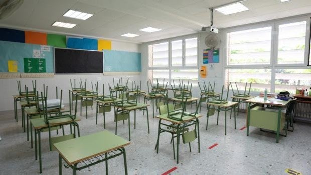 La Generalitat Valenciana deja sin clase a un niño con parálisis cerebral por falta de educadores