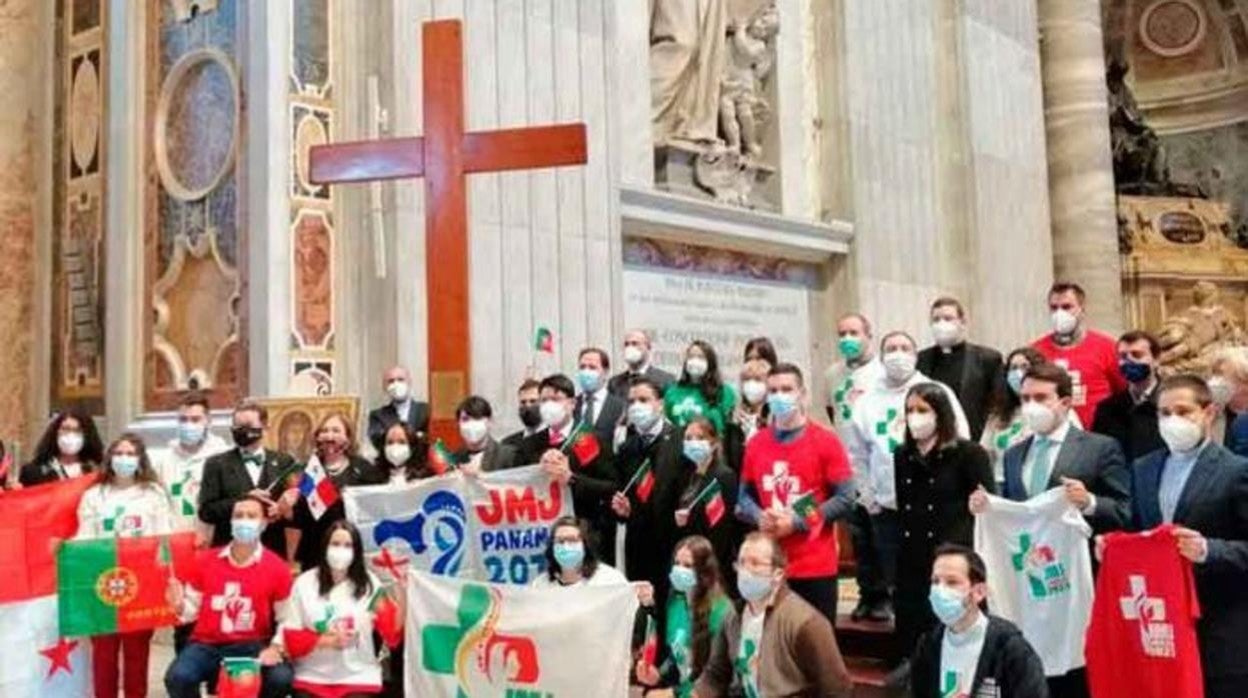 La cruz de los jóvenes peregrinará esta semana por lugares de la diócesis