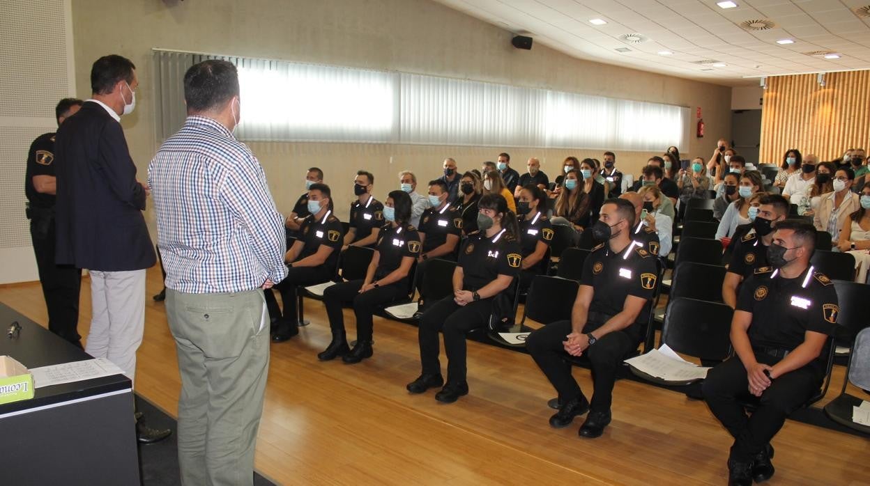 Presentación de los 25 nuevos agentes de la Policía Local de Elche