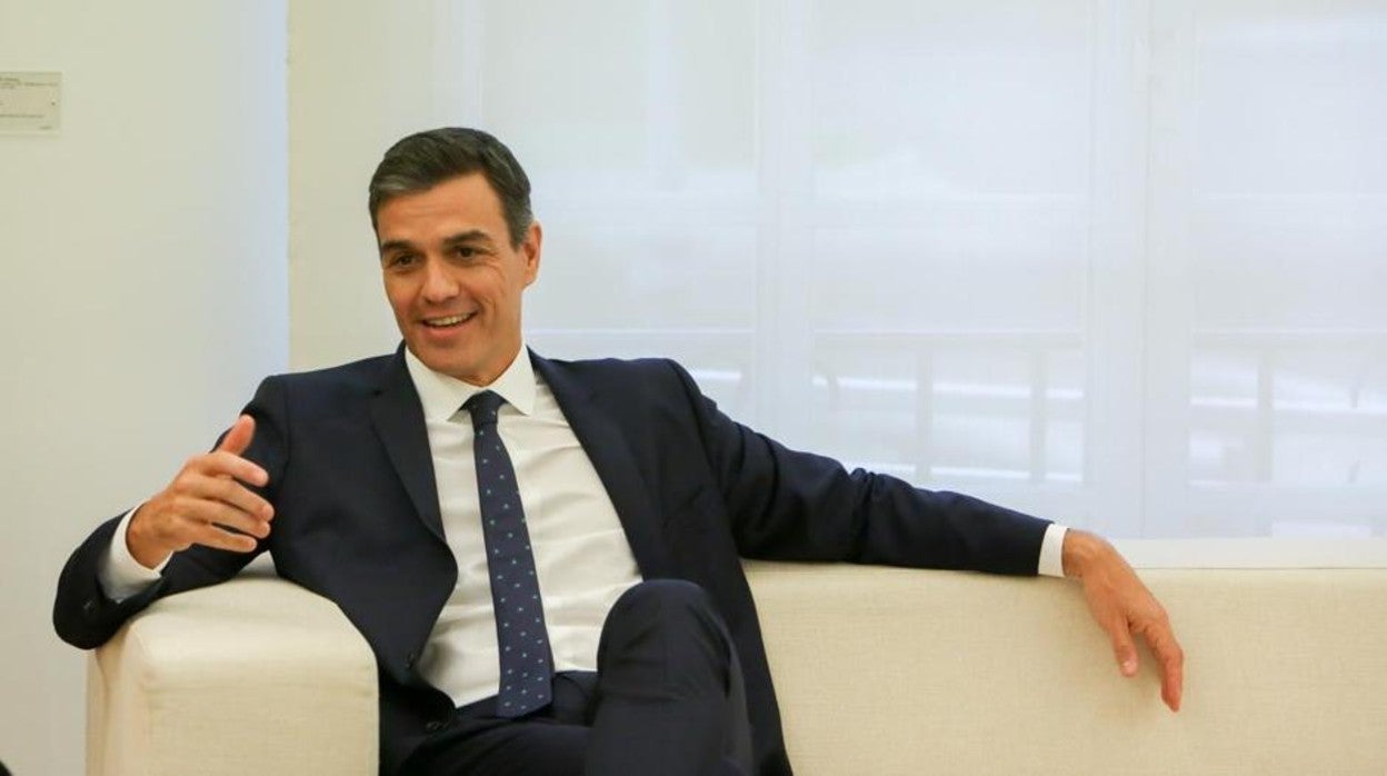 Pedro Sánchez recibe a Jens Stoltenberg, secretario general de la OTAN