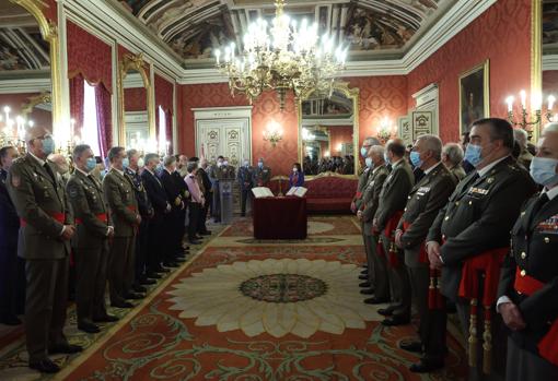 Un momento de la toma de posesión de Amador Enseñat y Berea como nuevo JEME