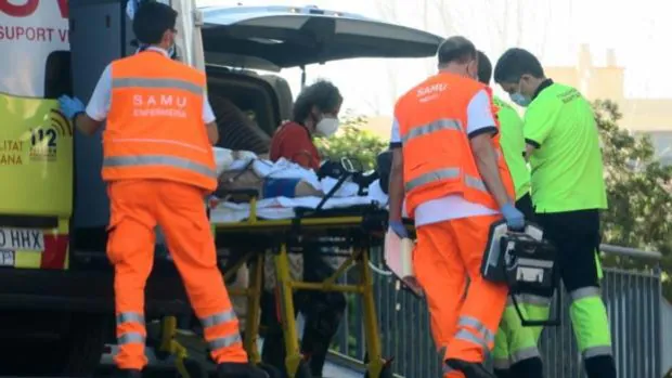 Muere una mujer de 73 años y otra es hospitalizada en accidentes en bici y moto en Alicante