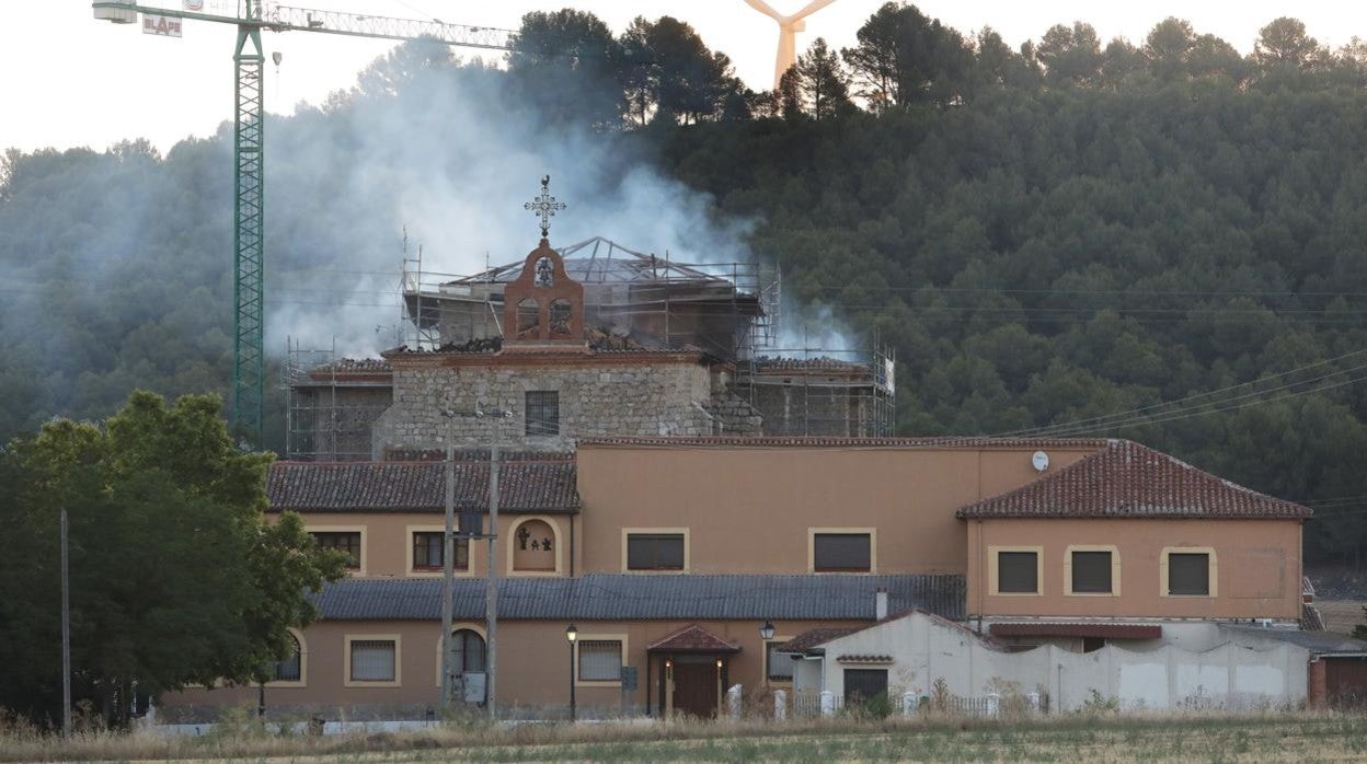 El Monasterio, durante el incendio del pasado 5 de agosto