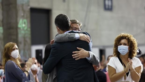 Ximo Puig ensalza a Pedro Sánchez por consumar la «unidad» de 'La Internacional' en el PSOE