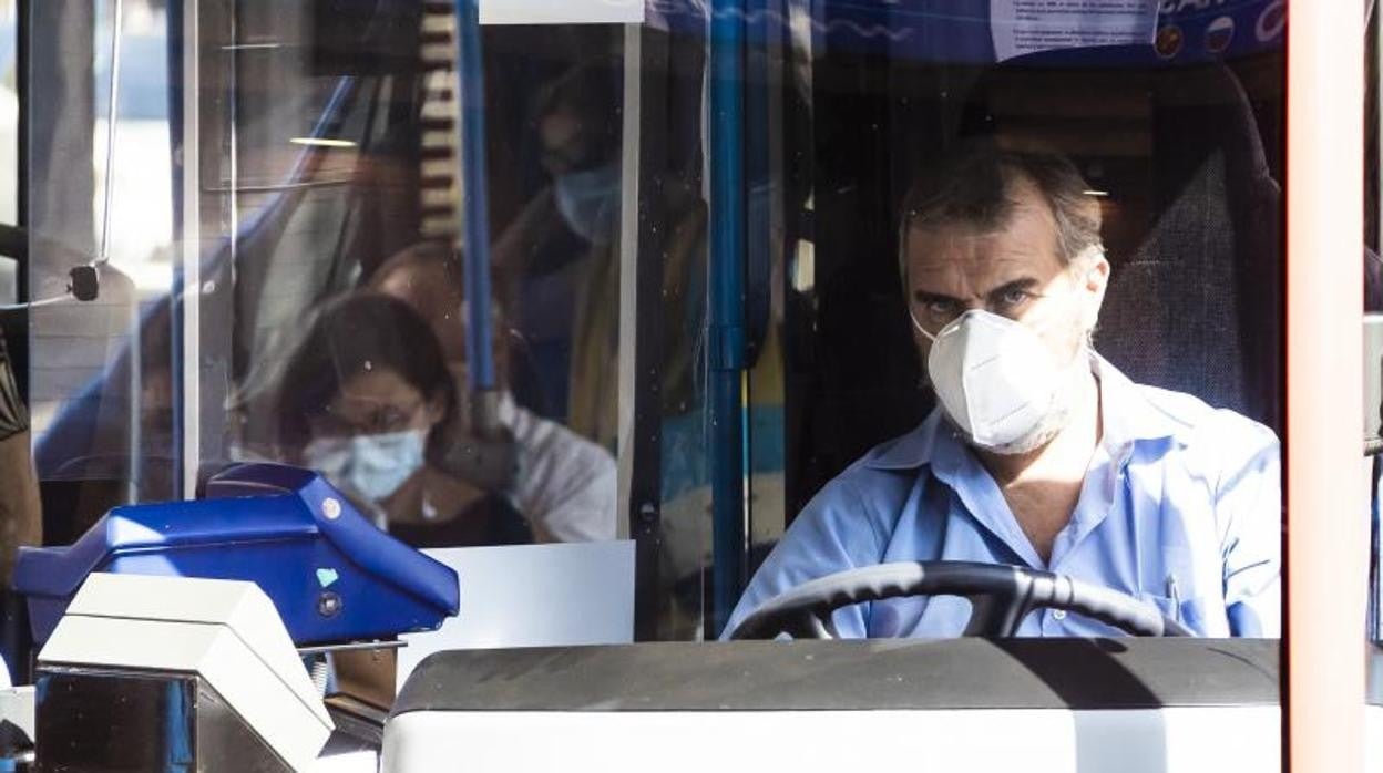 Conductor de un autobús de Alicante