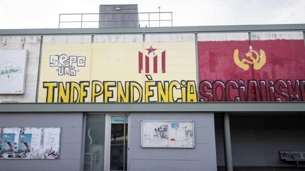 Impulsan una campaña para ayudar a los estudiantes a denunciar que no se usa el catalán en las universidades