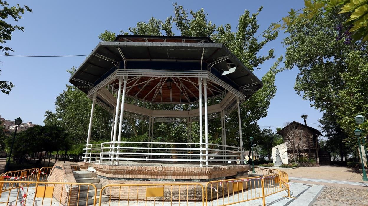 Estado atctual del templete de música de la Vega