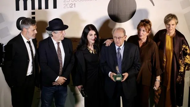 Emilio Gutiérrez-Caba, «uno de los actores más grandes del cine español», recibe la Espiga de Honor