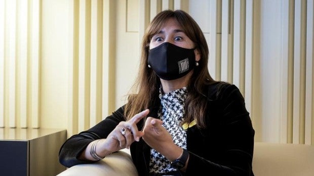 Borràs, contra TV3: «Vengo preparada para contrarrestar con información la intoxicación»