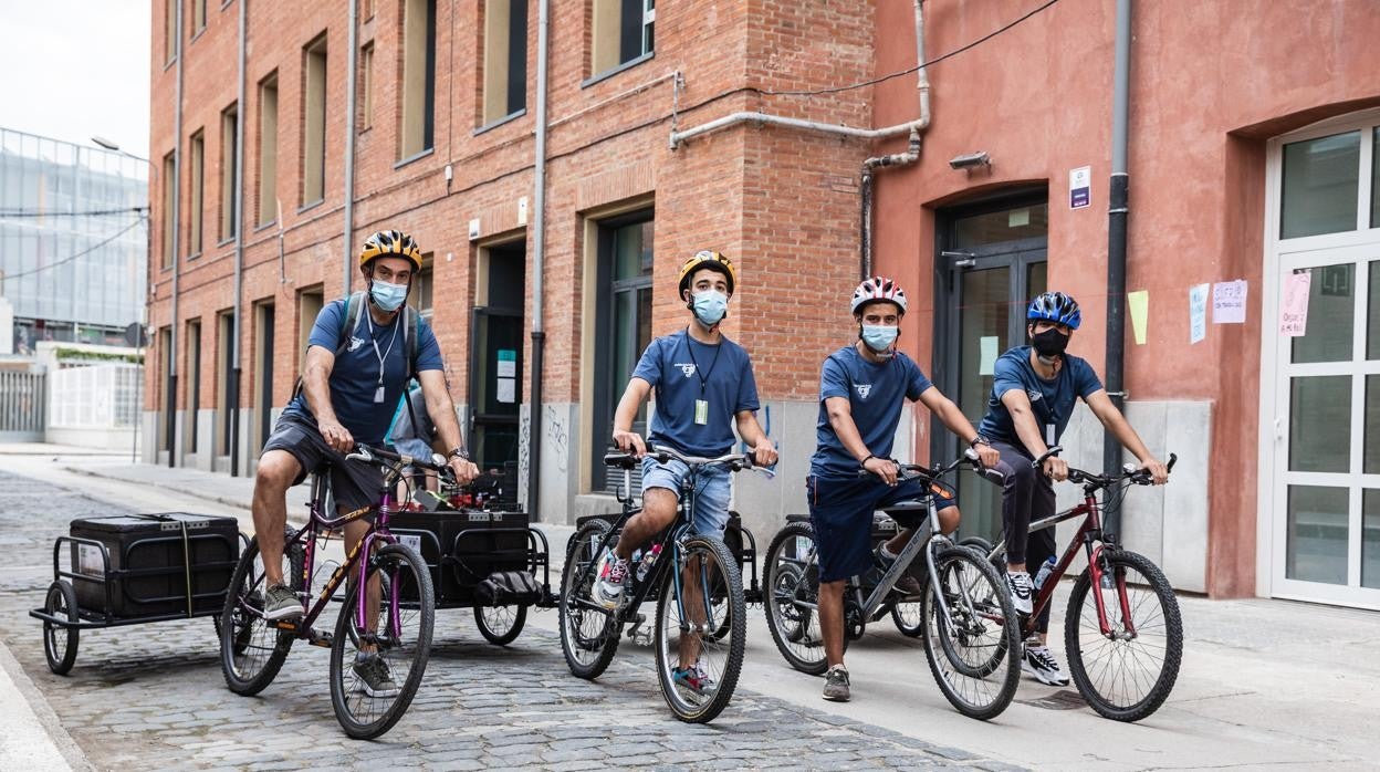 Una imagen de los riders de la Asociación Egueiro
