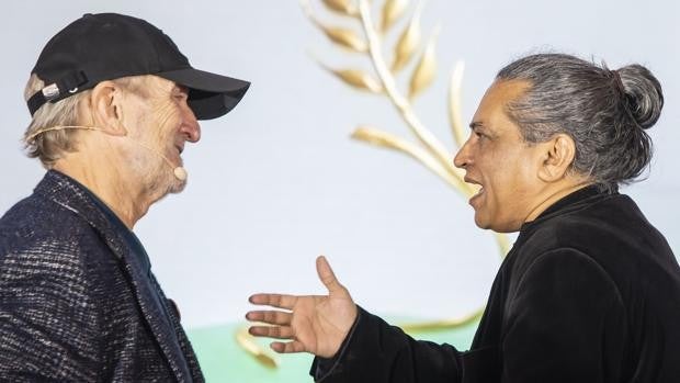 Pan Nalin agradece su Espiga: «Deseo que la Seminci dure al menos cien años más»