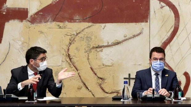 El Govern releva al miembro del Instituto Catalán de Finanzas que se abstuvo en los avales del 'procés'