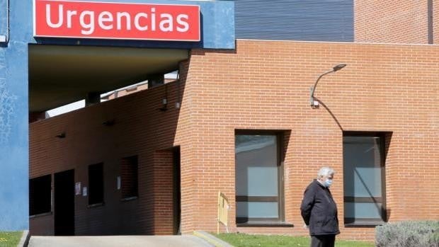 La Fiscalía denuncia a la dirección del Hospital de Medina por omitir presuntos abusos a una menor