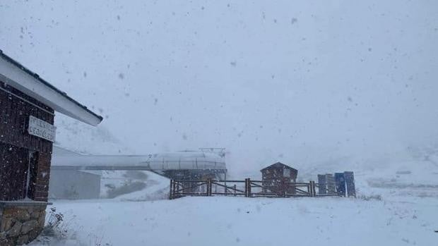 Ola de frío polar: Alerta amarilla por nevadas en puntos de la Cordillera Cantábrica de León, Palencia y Burgos