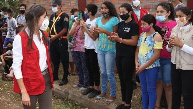 La Reina, en Paraguay: una intensa agenda para poner en valor el trabajo de los cooperantes españoles