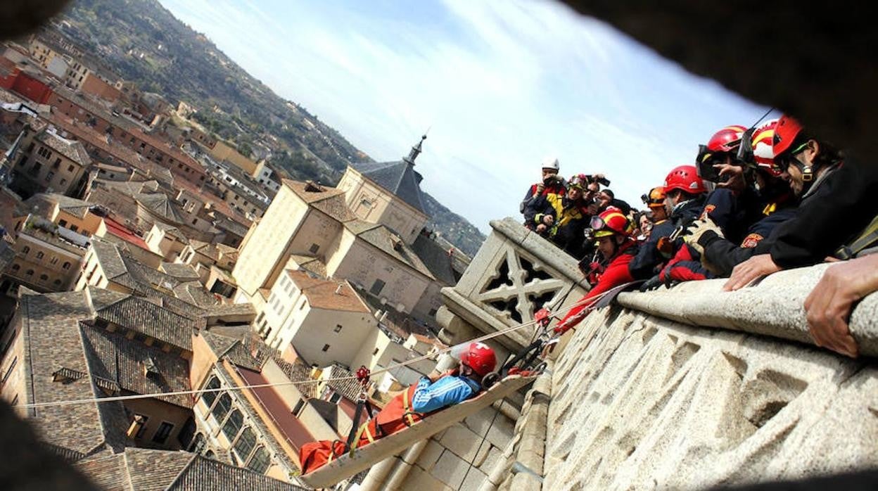 Este fin de semana regresan a Toledo las Jornadas de Rescate en Altura con maniobras públicas