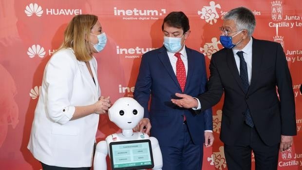 La Junta destinará 194 millones hasta 2023 para que «nuestros servicios sociales avancen en clave digital»