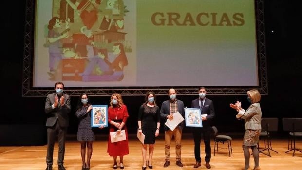 Reconocimiento a la labor de los 'vacunadores' que han permitido «contener» la pandemia