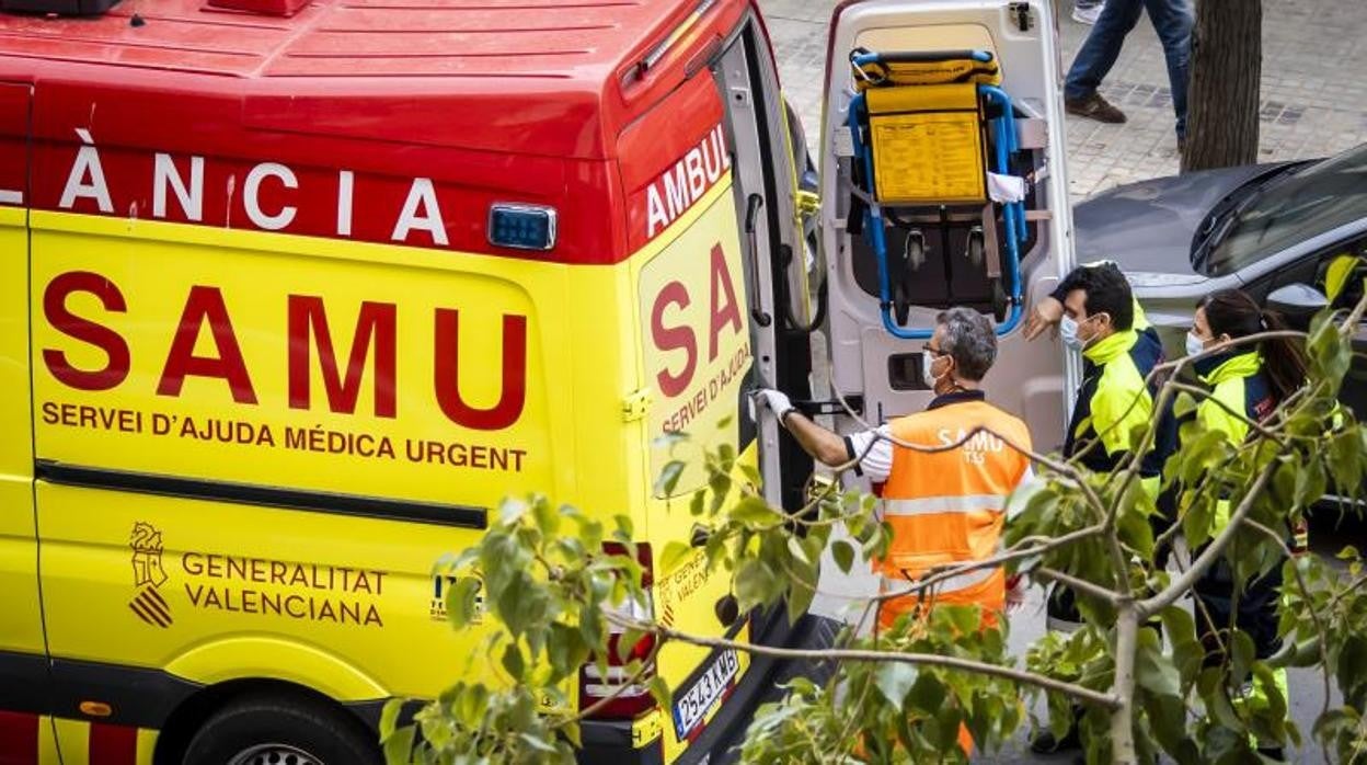 Ambulancia del SAMU en Alicante en una imagen de archivo