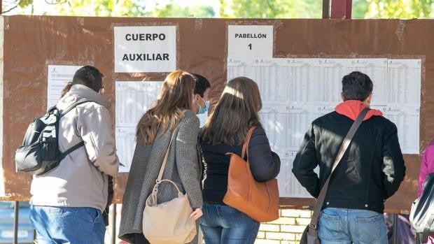 Las oposiciones de Administración General congregan este fin de semana a 20.445 aspirantes en la región