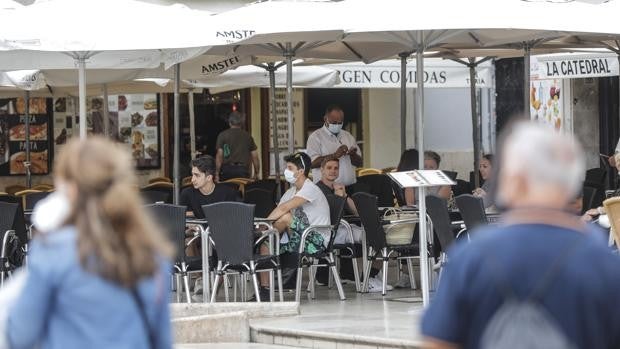 El ocio nocturno valenciano ve con buenos ojos la implantación del pasaporte covid en espacios cerrados