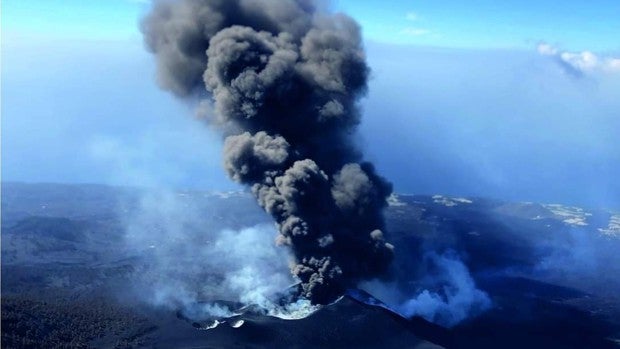 El volcán de La Palma ha liberado energía para cubrir la demanda de Canarias por 36 años