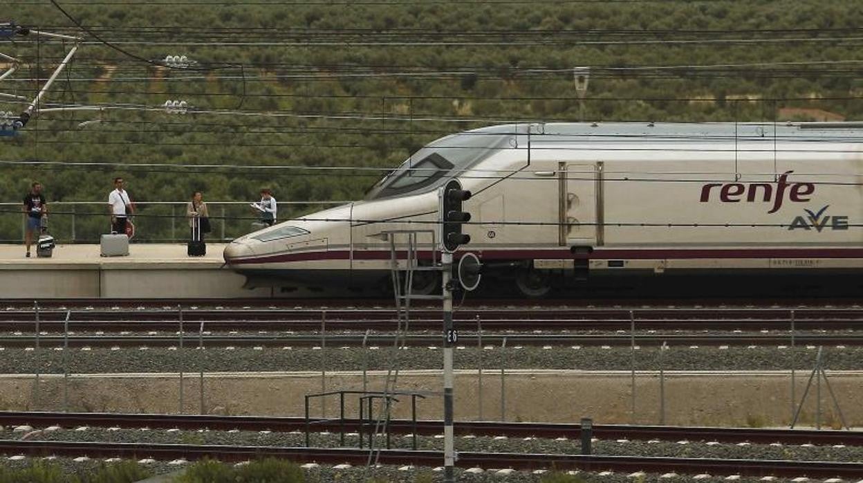Un tren AVE de la operadora española Renfe