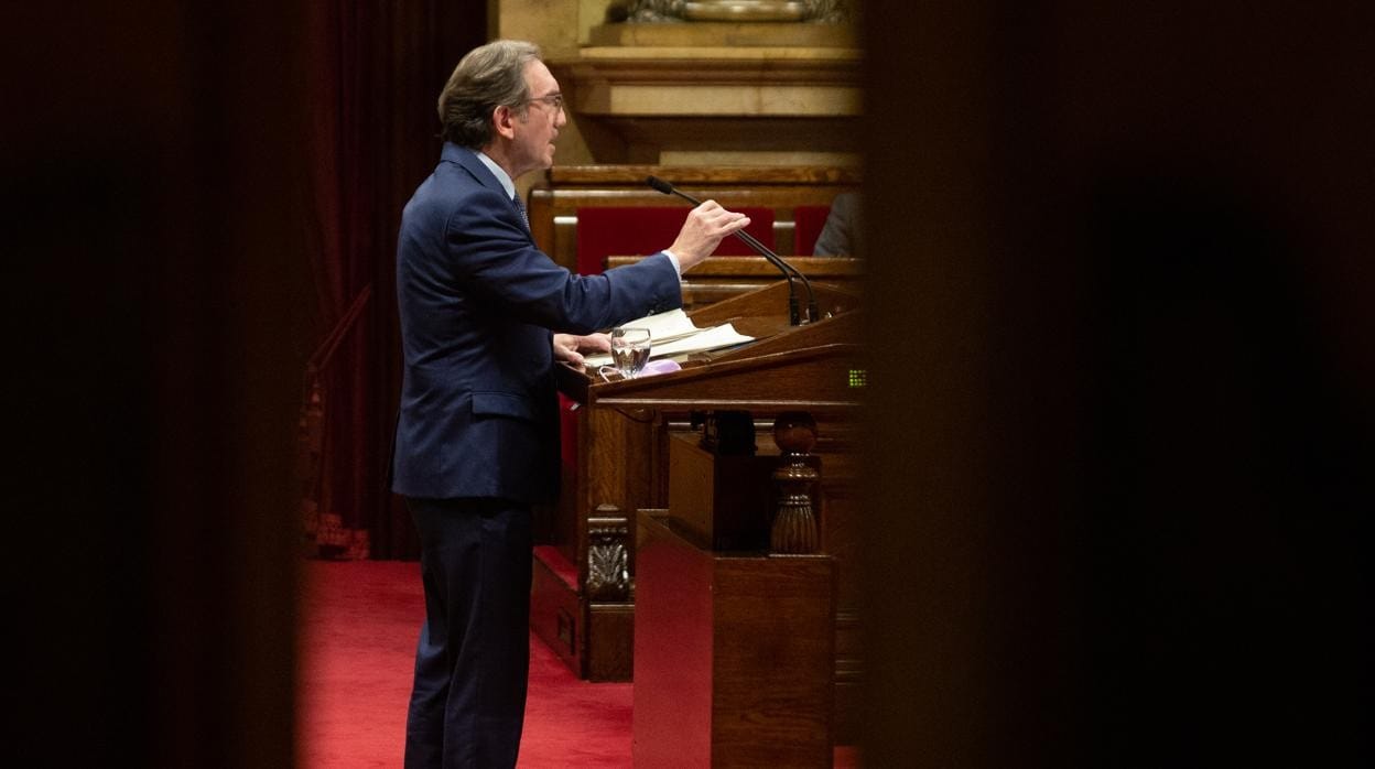 El consejero catalán de Economía, Jaume Giró, en el pleno de los Presupuestos
