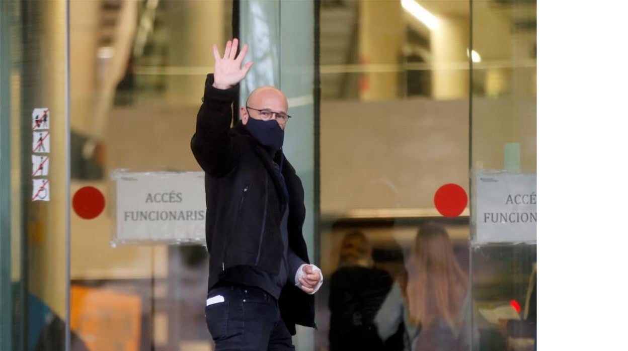 El exconsejero de Exteriores de la Generalitat Raül Romeva a su llegada a los juzgados