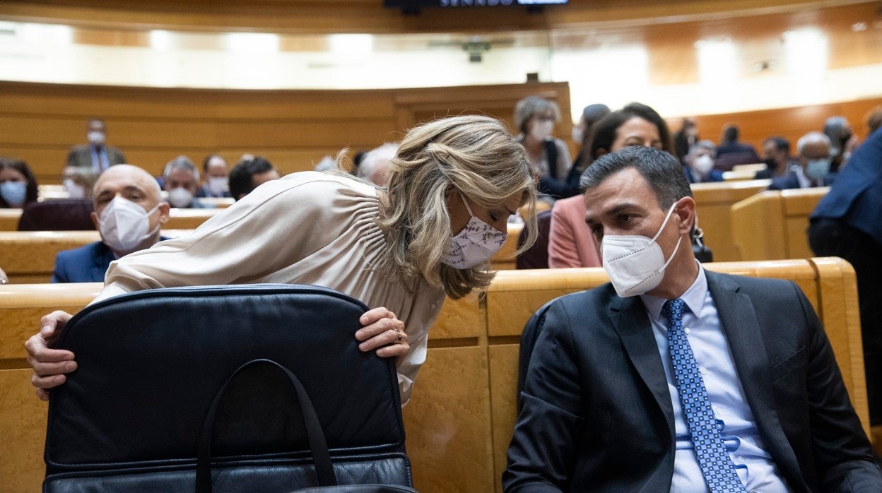 Yolanda Díaz y Pedro Sánchez, la semana pasada en el Senado