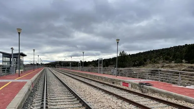 La mejora de la línea ferroviaria entre Sagunto y Zaragoza prevé atraer más tráfico del norte de España al puerto de Valencia