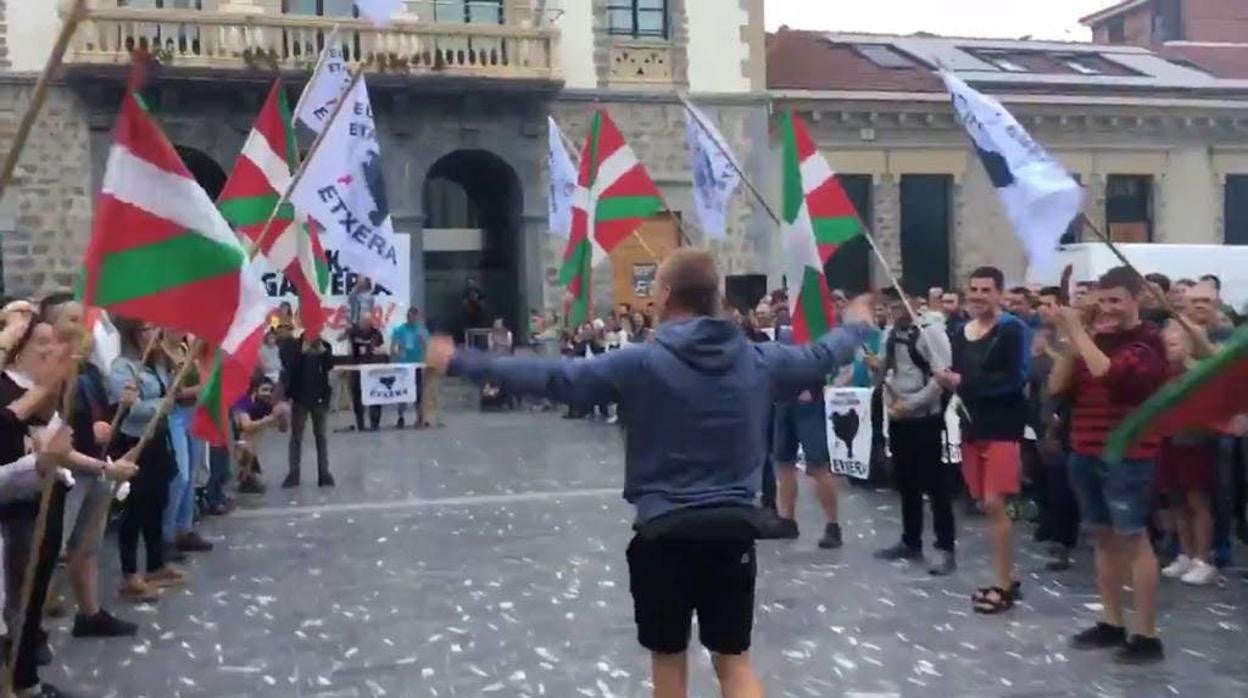 Acto público de homenaje a un etarra