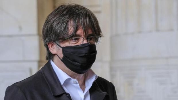Puigdemont pregunta a Llarena si ha suspendido ya todas las órdenes de detención, incluida la de España