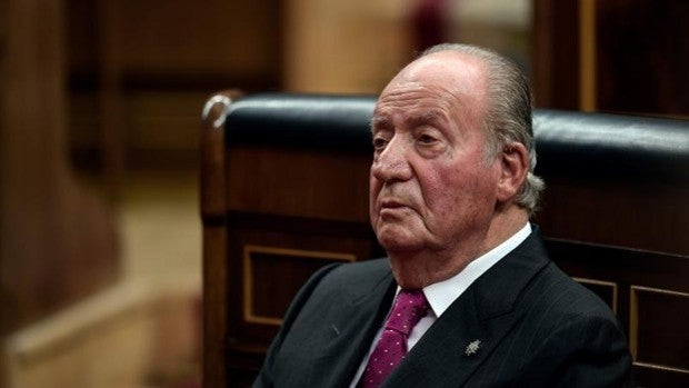 La Fiscalía se da otros seis meses para investigar a Don Juan Carlos