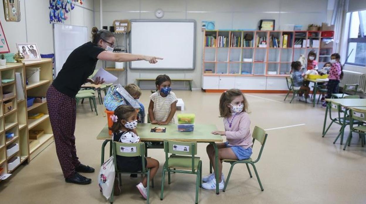 Alumnos de Primaria, en un aula, en imagen de archivo