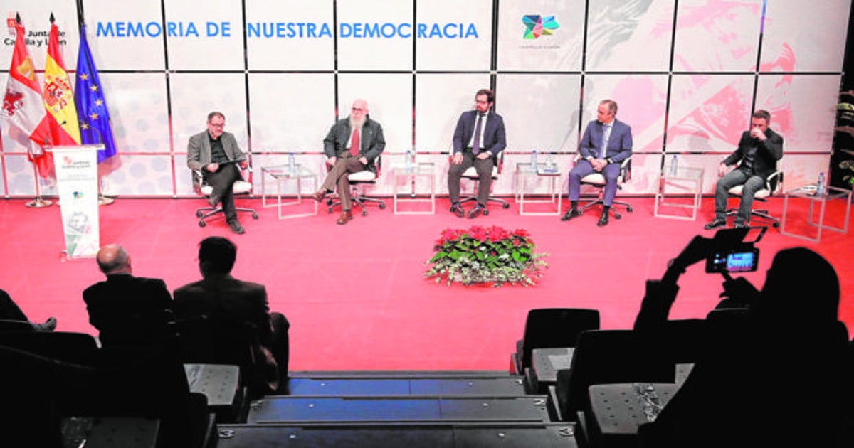 Mesa redonda en el Auditorio Miguel Delibes